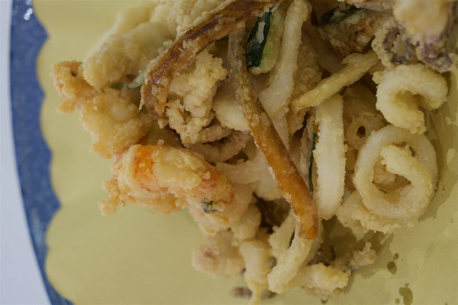 Frittura di paranza servita al ristorante di pesce Alexander, Collecchio (Parma)